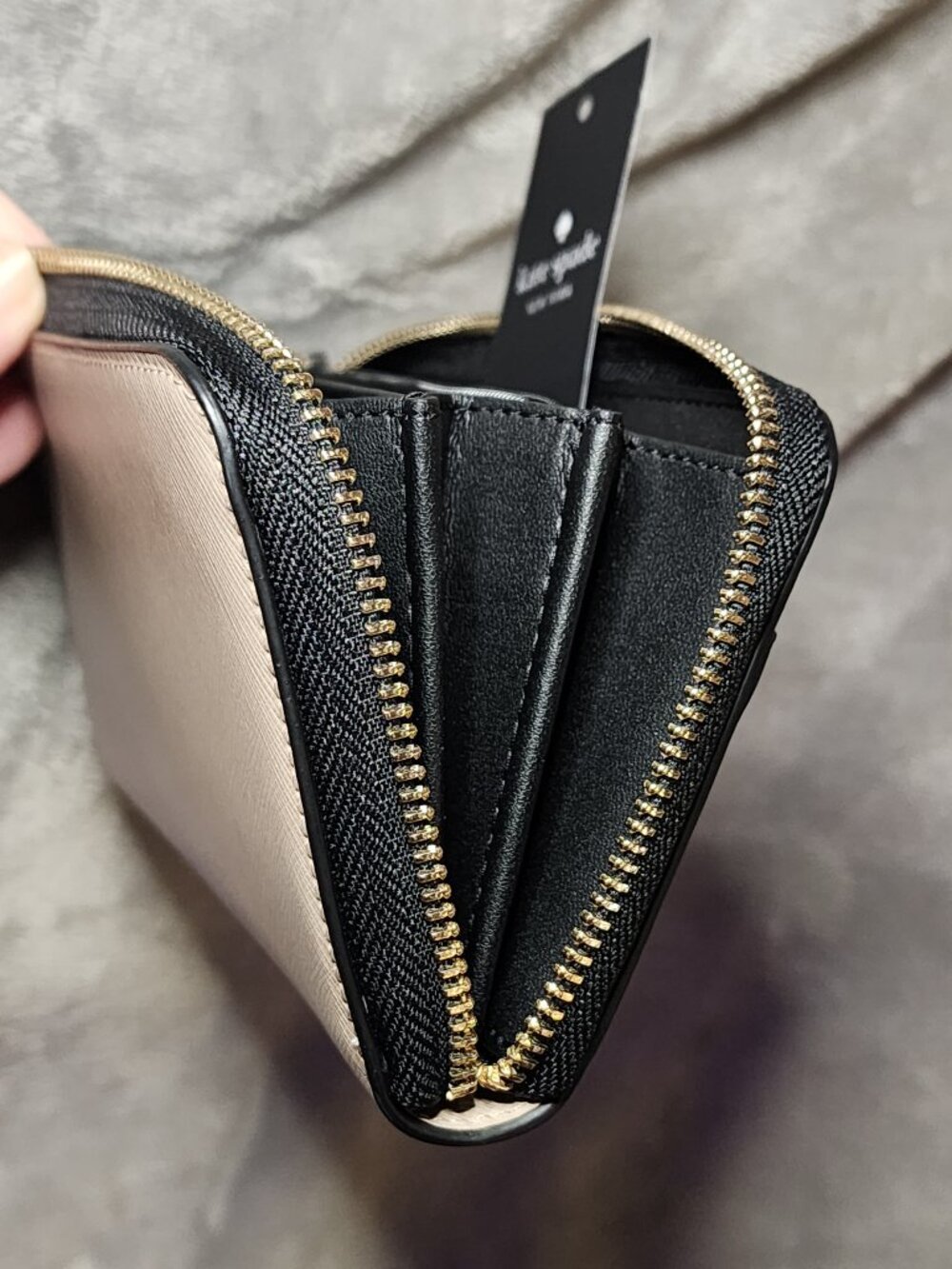 *NWT* Kate Spade Staci Continental Wallet Long zipper cream & Black - Picture 8 of 16